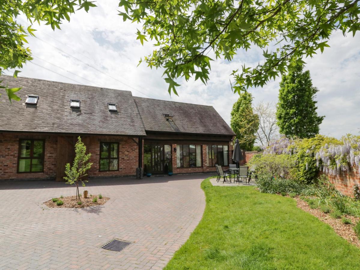 The Stables Villa Stourbridge Eksteriør billede